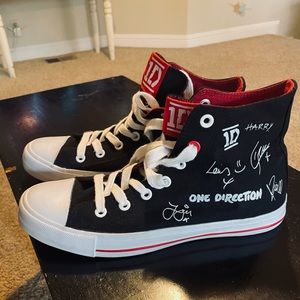 One Direction black tennis shoes size 10!